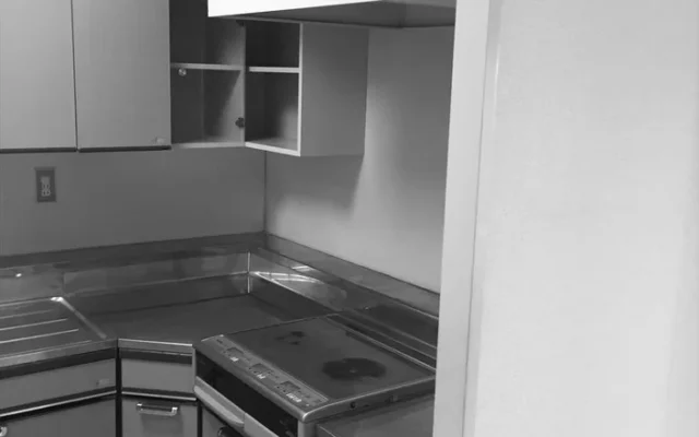 【子育て家族に朗報】築35年マンションが北欧風に大変身！広々LDKと家族書斎、子ども部屋を両立するリノベーション事例
