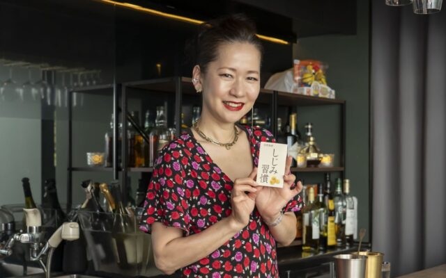 続く残暑のお付き合い“スナックママの気遣い”を全国へ “スナック横丁”×“しじみ習慣”「残暑のお付き合い応援企画」
