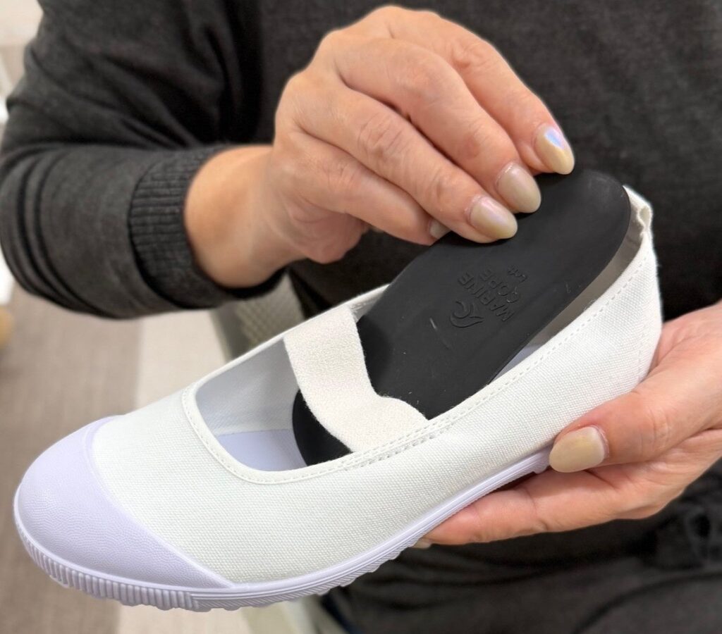 6歳からの「足育」を、親子の習慣に。子ども用インソール「コアフィックス Jr.」10/15発売