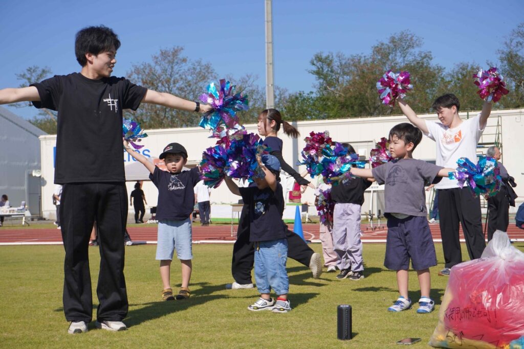 【新潟医療福祉大学】10/11（日）スポーツ庁委託事業「スポーツフェスタ」開催報告 ６０２名の親子が学生アスリートと交流！