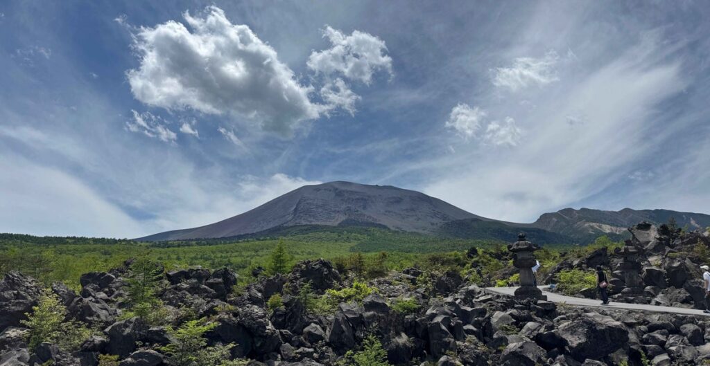 浅間山と生きてきた歴史、北軽井沢の自然、草津の名湯を親子で体感!「ふるさとスクール2026」を10月13日〜15日に開催