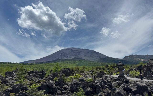 浅間山と生きてきた歴史、北軽井沢の自然、草津の名湯を親子で体感！「ふるさとスクール2026」を10月13日〜15日に開催